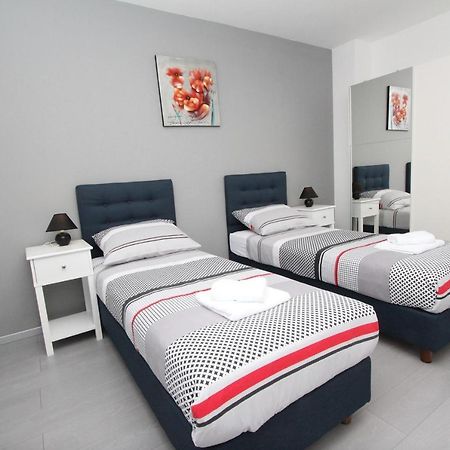 Apartment Karlo 1 罗维尼 外观 照片